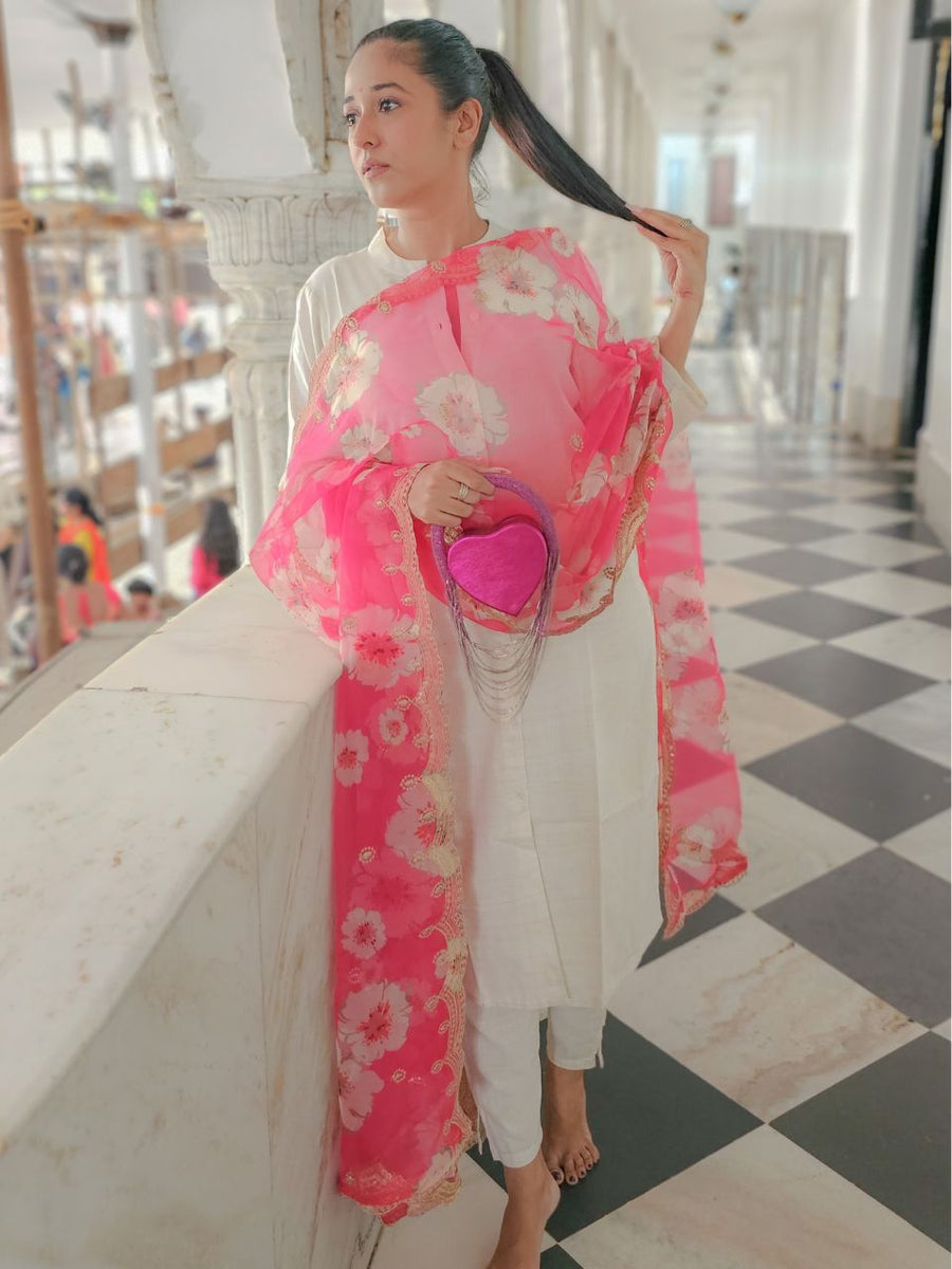orange dupatta with pink border