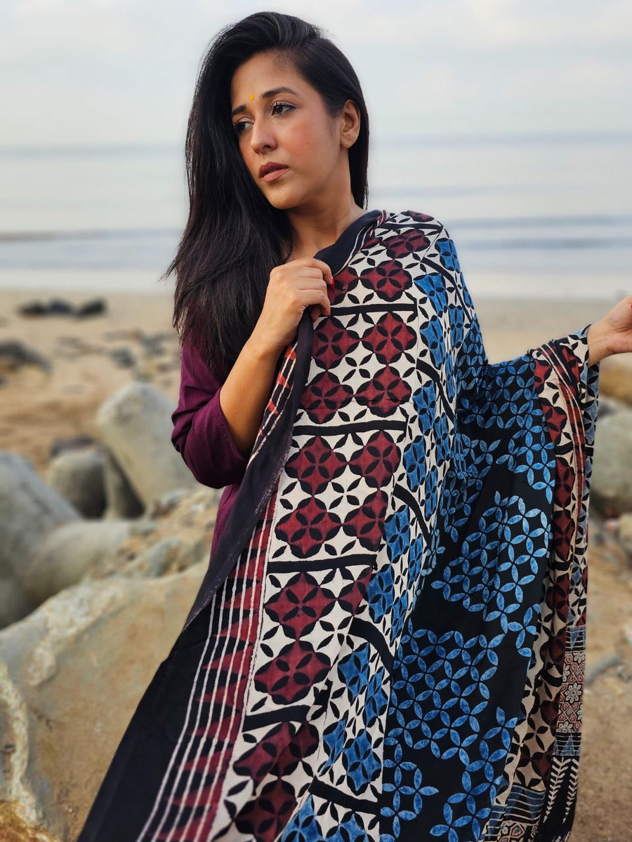 Bandhini Cotton Dupatta With Ajrakh Border main image 1