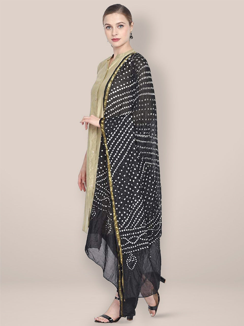 Banarasi-zijden dupatta: boho-sjaal met gouden print, trouwbedankje - België Banarasi-zijden dupatta: boho-sjaal met gouden print, trouwbedankje - België