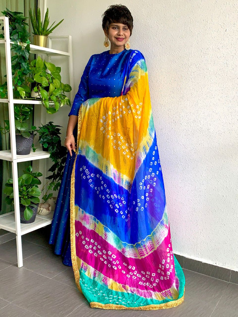 Multicoloured Bandhini Silk dupatta with Gold lace